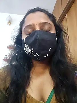 Snapshot of sexynayan23 chatting on October 1, 2025, 5:12 am sexynayan23 online show from October 1, 2025, 5:12 am