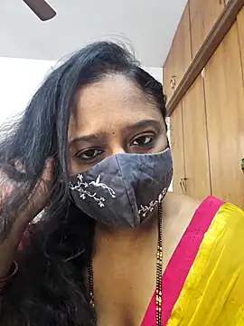 Snapshot of sexynayan23 chatting on November 1, 2025, 5:25 am sexynayan23 online show from November 1, 2025, 5:25 am