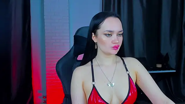 QueenAliss online show from January 14, 2025, 9:35 am