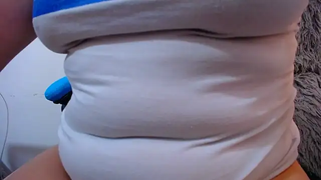 Snapshot of klylls_squirt_ chatting on October 21, 2025, 7:13 pm klylls squirt online show from October 21, 2025, 7:13 pm