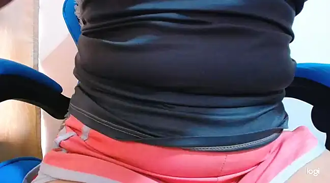 klylls squirt  online show from February 17, 2025, 5:23 pm