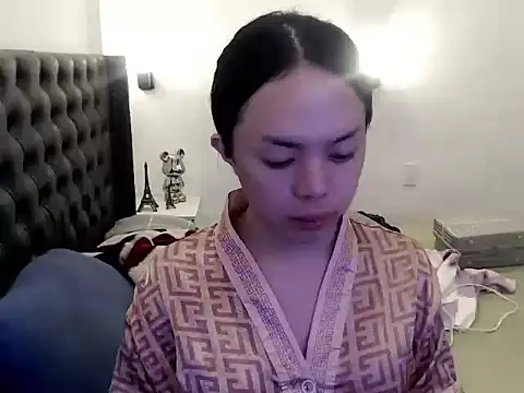 SweetCheska19 online show from April 14, 2026, 6:07 am