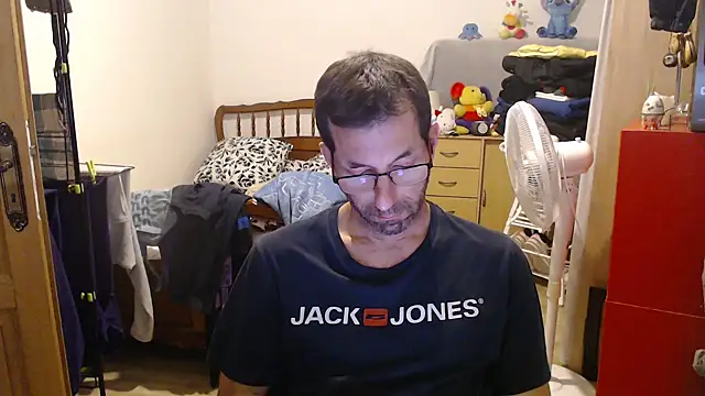 Snapshot of steph19x5 chatting on October 16, 2025, 7:00 pm steph19x5 online show from October 16, 2025, 7:00 pm