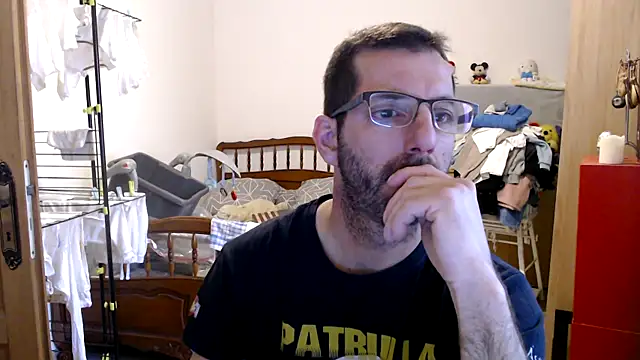 steph19x5 online show from January 17, 2025, 4:04 pm