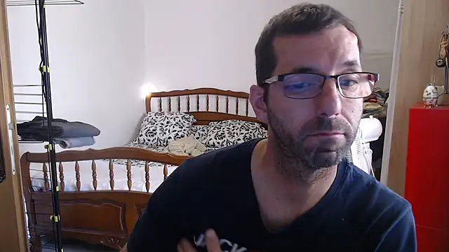 Snapshot of steph19x5 chatting on September 18, 2025, 5:16 pm steph19x5 online show from September 18, 2025, 5:16 pm