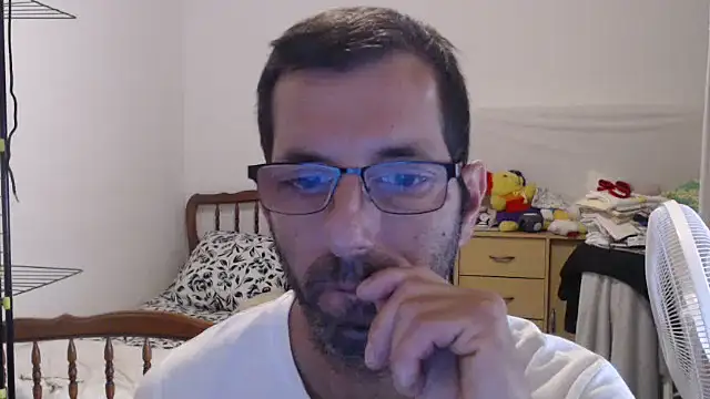 Snapshot of steph19x5 chatting on September 28, 2025, 8:54 am steph19x5 online show from September 28, 2025, 8:54 am