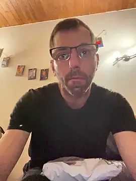 steph19x5 online show from January 15, 2025, 5:15 pm