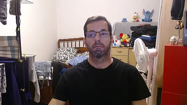 Snapshot of steph19x5 chatting on October 16, 2025, 6:54 am steph19x5 online show from October 16, 2025, 6:54 am