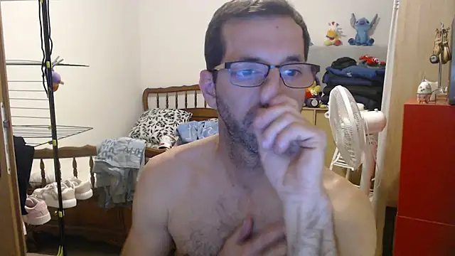 Snapshot of steph19x5 chatting on October 13, 2025, 6:31 pm steph19x5 online show from October 13, 2025, 6:31 pm