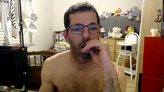 steph19x5 online show from March 6, 2025, 10:15 pm