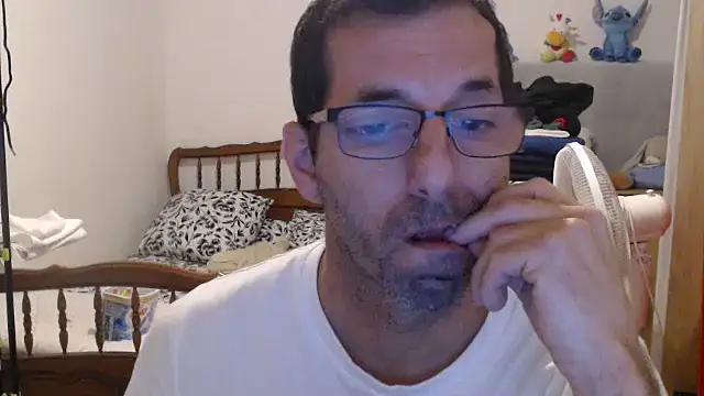 Snapshot of steph19x5 chatting on October 21, 2025, 8:14 am steph19x5 online show from October 21, 2025, 8:14 am