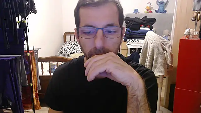 Snapshot of steph19x5 chatting on October 24, 2025, 8:13 am steph19x5 online show from October 24, 2025, 8:13 am