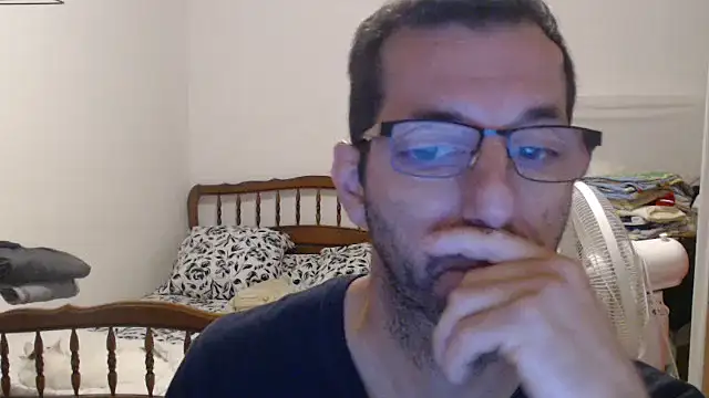 Snapshot of steph19x5 chatting on September 19, 2025, 7:56 am steph19x5 online show from September 19, 2025, 7:56 am