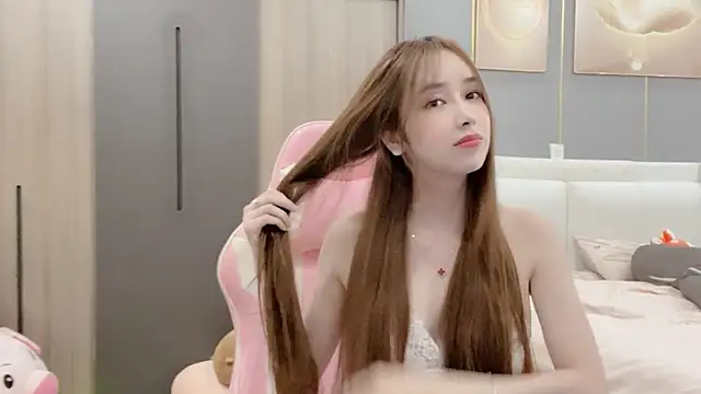 ANNA102 online show from February 25, 2025, 8:58 am