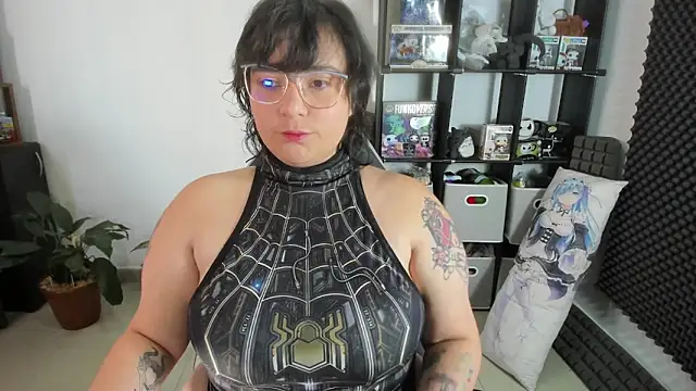 aika-dreams online show from January 25, 2025, 12:37 pm