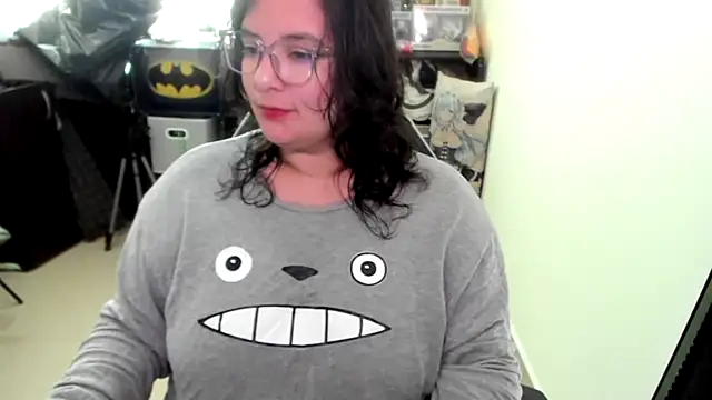 aika-dreams online show from December 16, 2025, 1:48 pm