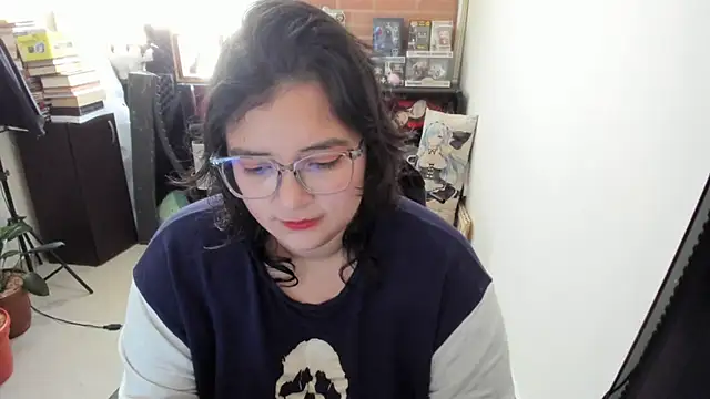 aika-dreams online show from October 6, 2025, 12:17 pm