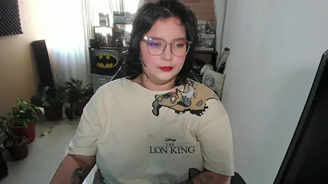 aika-dreams online show from September 16, 2025, 12:39 pm