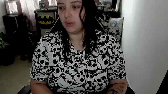 Snapshot of aika-dreams chatting on June 3, 2026, 2:33 pm aika-dreams online show from June 3, 2026, 2:33 pm