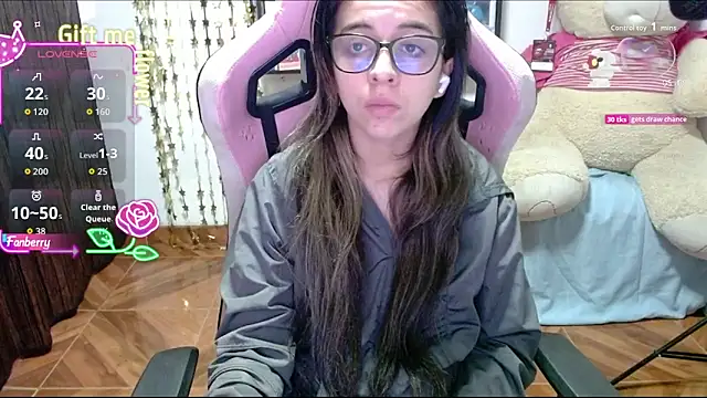 Snapshot of Maggie_Fox3 chatting on October 10, 2025, 11:49 pm Maggie Fox3 online show from October 10, 2025, 11:49 pm