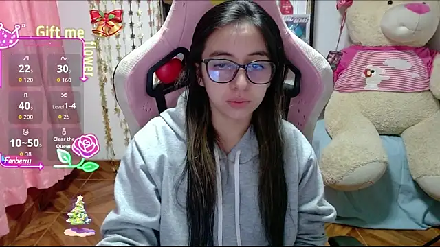 Maggie Fox3 online show from November 13, 2025, 2:15 am