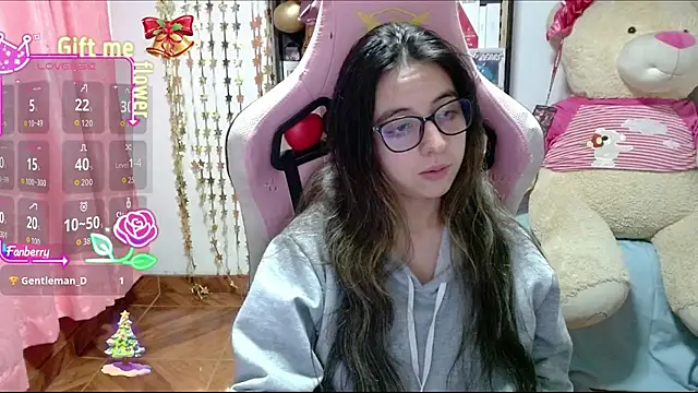 Maggie Fox3 online show from November 10, 2025, 1:21 am