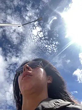 Maggie Fox3 online show from April 8, 2026, 7:26 pm