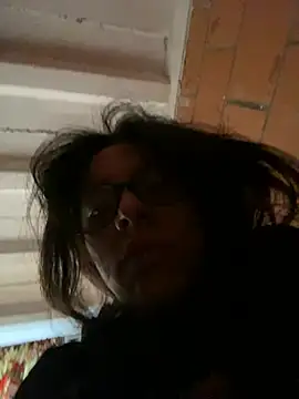 Maggie Fox3 online show from April 6, 2026, 1:45 pm