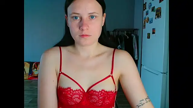 VikiKelt online show from October 15, 2025, 1:15 am