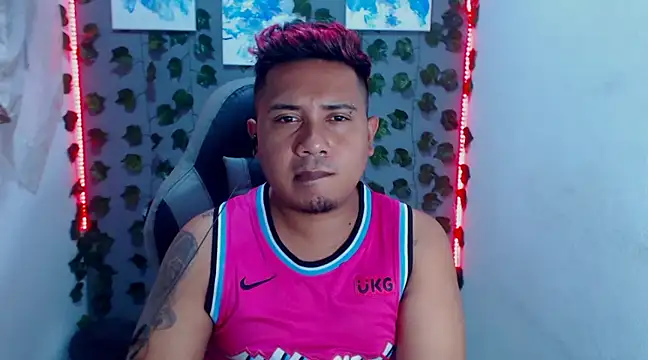 thepleasurechubby online show from January 4, 2025, 4:44 am