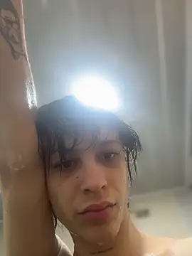 Snapshot of stormytt_ chatting on September 29, 2025, 12:22 pm stormytt online show from September 29, 2025, 12:22 pm