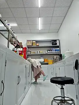 Snapshot of HinaLovely chatting on February 12, 2026, 6:13 am HinaLovely online show from February 12, 2026, 6:13 am