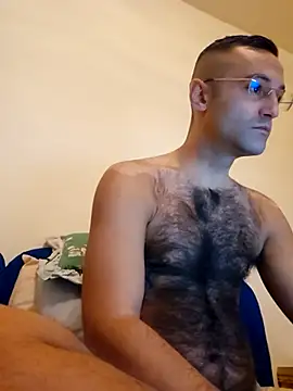 Snapshot of enricso chatting on October 15, 2025, 10:34 am enricso online show from October 15, 2025, 10:34 am