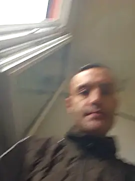 Snapshot of enricso chatting on October 23, 2025, 8:35 am enricso online show from October 23, 2025, 8:35 am