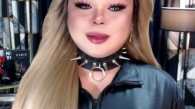 Mistress DOMnicaaxx online show from November 10, 2025, 5:18 pm