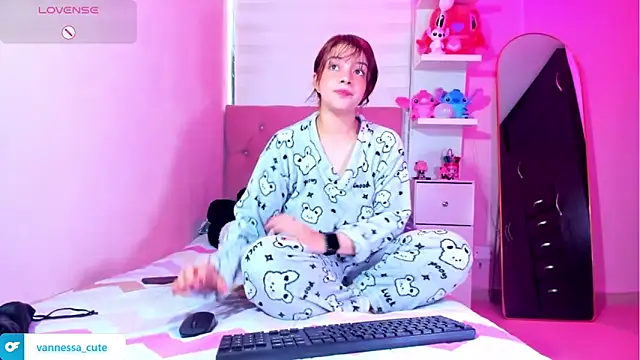 Vannessa  Shy online show from February 1, 2026, 2:15 pm