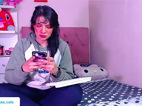 Vannessa  Shy online show from November 25, 2025, 11:37 pm