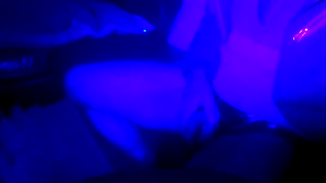 Snapshot of Crystalbitchx chatting on October 30, 2025, 4:37 pm Crystalbitchx online show from October 30, 2025, 4:37 pm