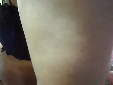 Snapshot of Alora-shine chatting on February 23, 2025, 4:39 am Alora-shine online show from February 23, 2025, 4:39 am