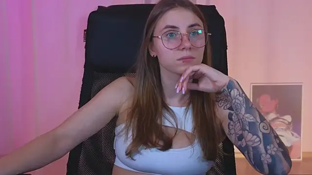  AnnaStark  online show from January 16, 2025, 11:48 pm