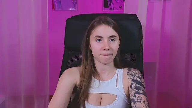  AnnaStark  online show from February 7, 2025, 11:24 pm
