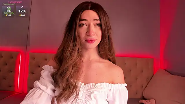 NickieRainer online show from October 3, 2025, 9:05 pm