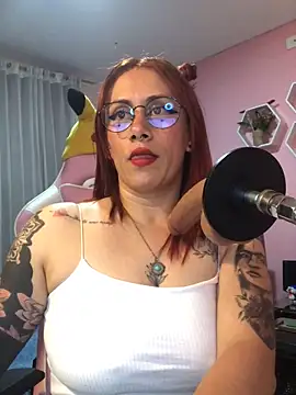 Luna Paris  online show from December 7, 2024, 12:36 am
