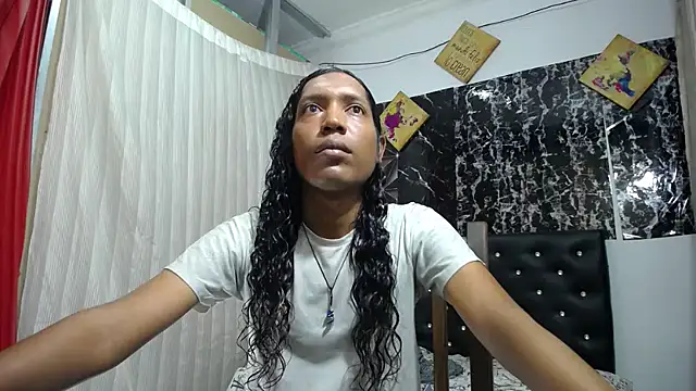 shairaStarr online show from February 19, 2025, 12:11 pm