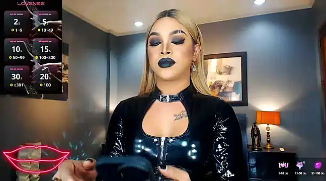 BitchyTYRA online show from February 25, 2025, 12:47 am