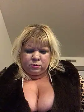 JemJensen30 online show from December 12, 2024, 1:32 am