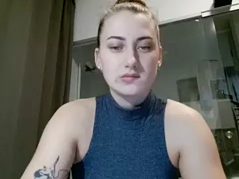 Snapshot of Natalia_Daysie chatting on March 18, 2025, 6:28 pm Natalia Daysie online show from March 18, 2025, 6:28 pm