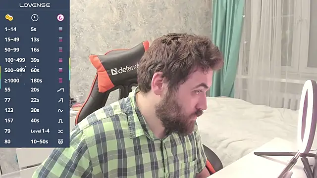 Snapshot of Morlaios chatting on October 12, 2025, 10:33 pm Morlaios online show from October 12, 2025, 10:33 pm