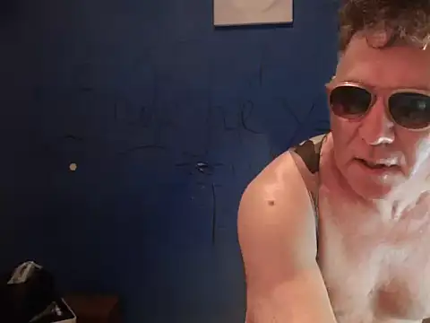 Fabrissi online show from April 13, 2026, 9:41 pm