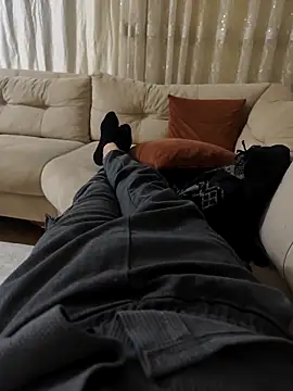 Snapshot of Yakisiklix32 chatting on November 15, 2025, 4:33 pm Yakisiklix32 online show from November 15, 2025, 4:33 pm